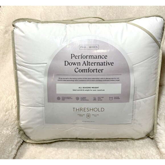 Full/Queen Performance Down Alternative All Season Duvet Comforter - Threshold - Picture 3 of 8